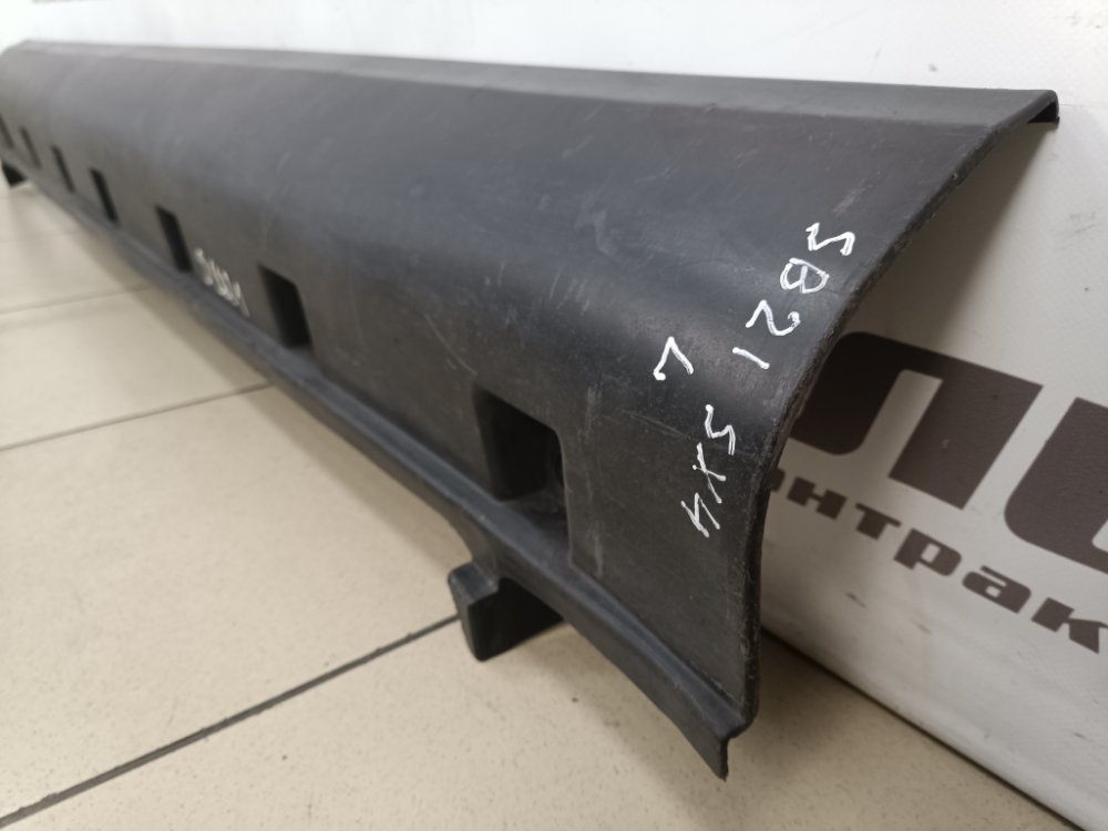 Накладка порога, 1000 рублей, Москва