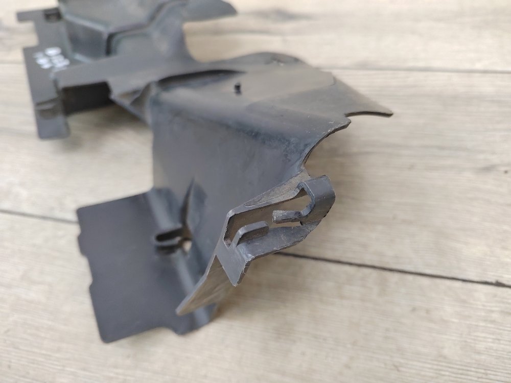 Дефлектор радиатора, 500 рублей, Москва