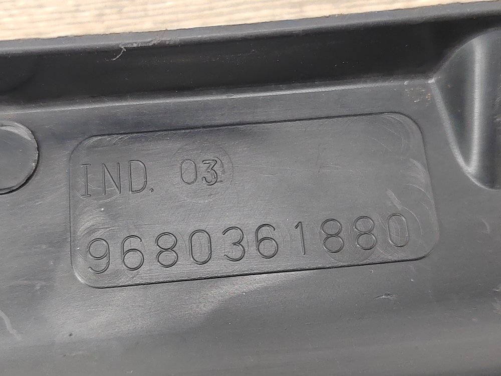 Дефлектор радиатора, 400 рублей, Москва