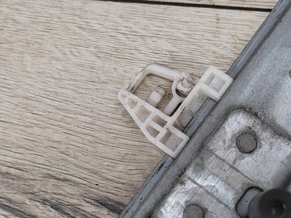 Стеклоподъемник, 2000 рублей, Москва