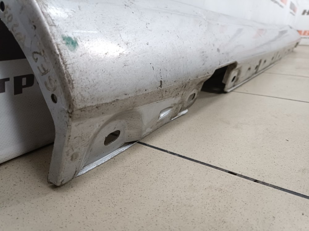 Накладка порога, 2000 рублей, Москва