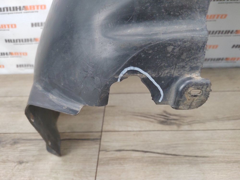 Подкрылок, 2000 рублей, Москва