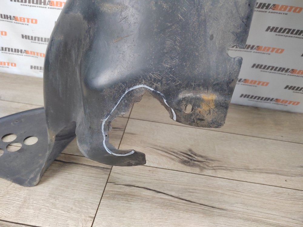 Подкрылок, 2000 рублей, Москва