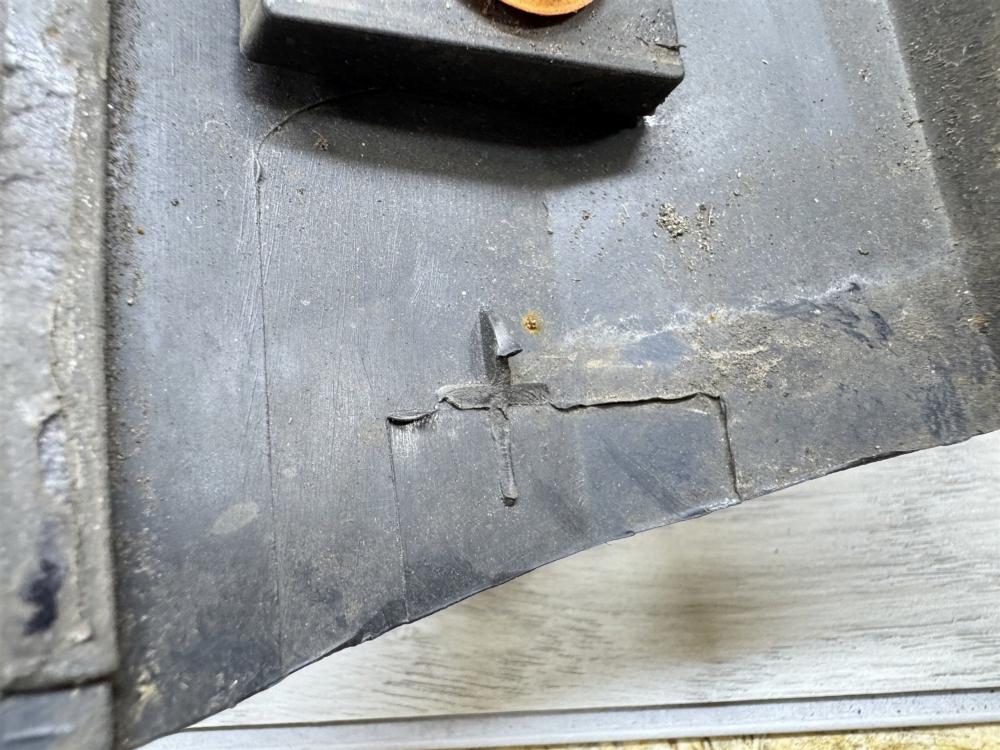 Накладка крыла, 1000 рублей, Севастополь