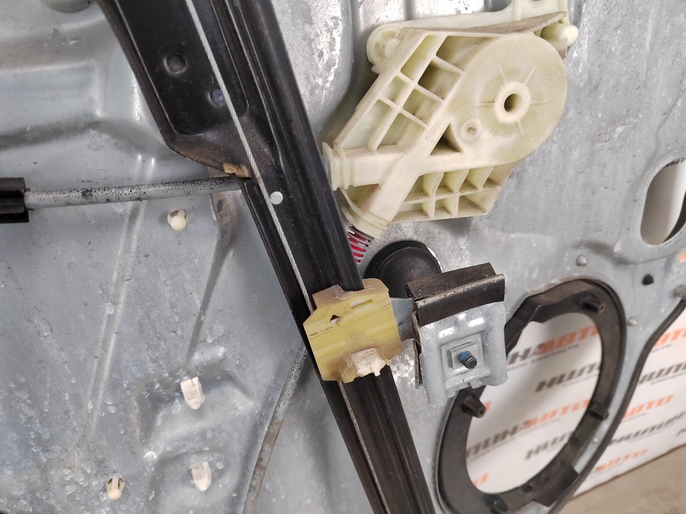 Стеклоподъемник, 8000 рублей, Москва