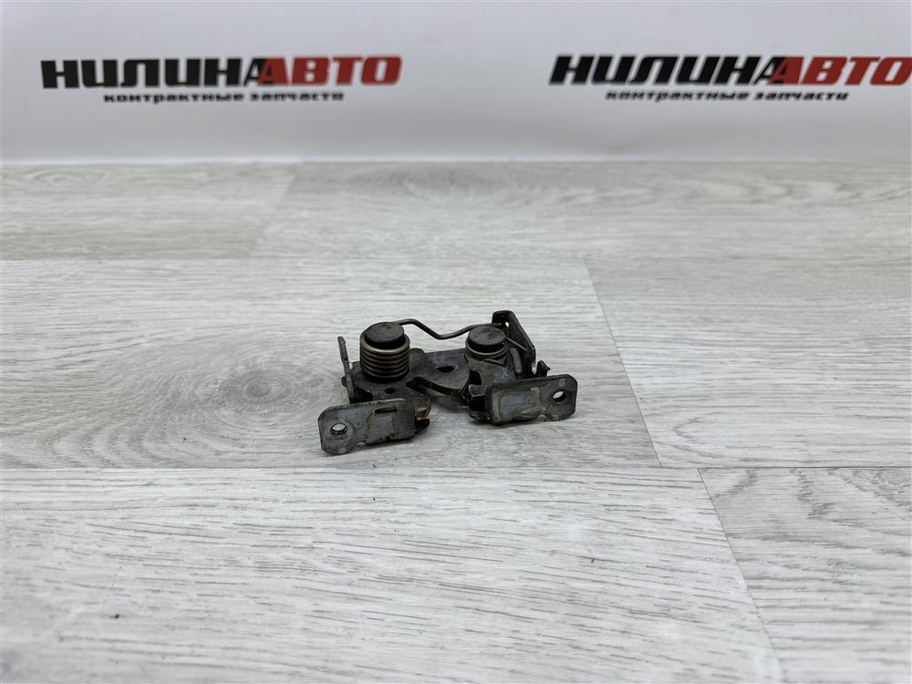 Замок капота, 1000 рублей, Севастополь