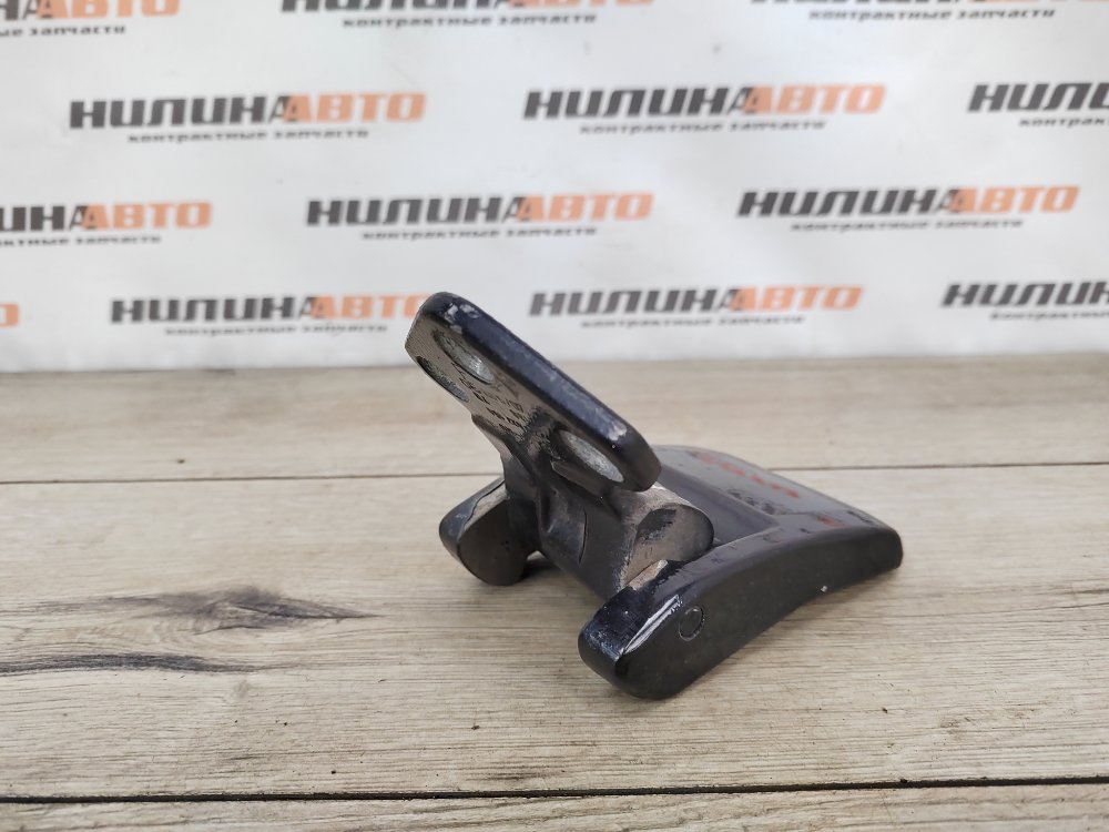 Петля двери багажника, 1200 рублей, Москва