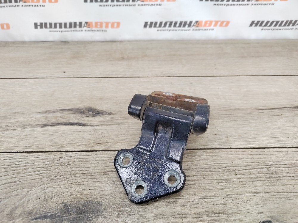 Петля двери багажника, 1200 рублей, Москва