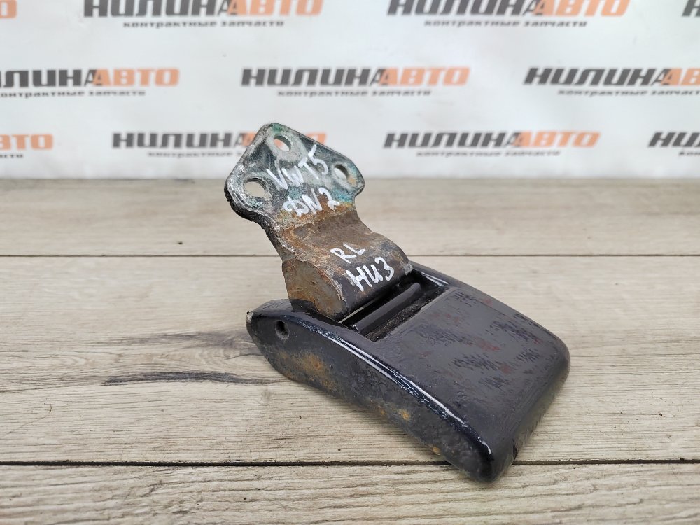 Петля двери багажника, 1200 рублей, Москва