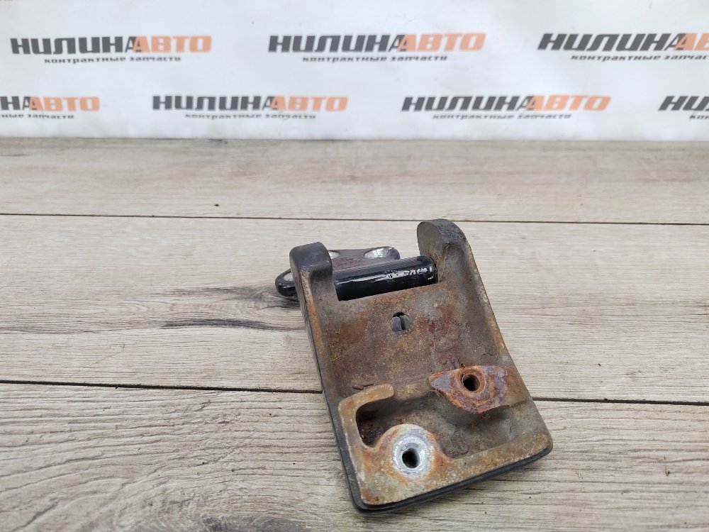 Петля двери багажника, 1200 рублей, Москва