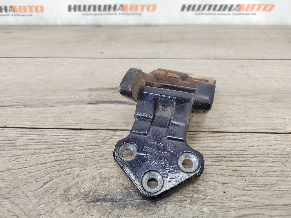 Петля двери багажника, 1200 рублей, Москва