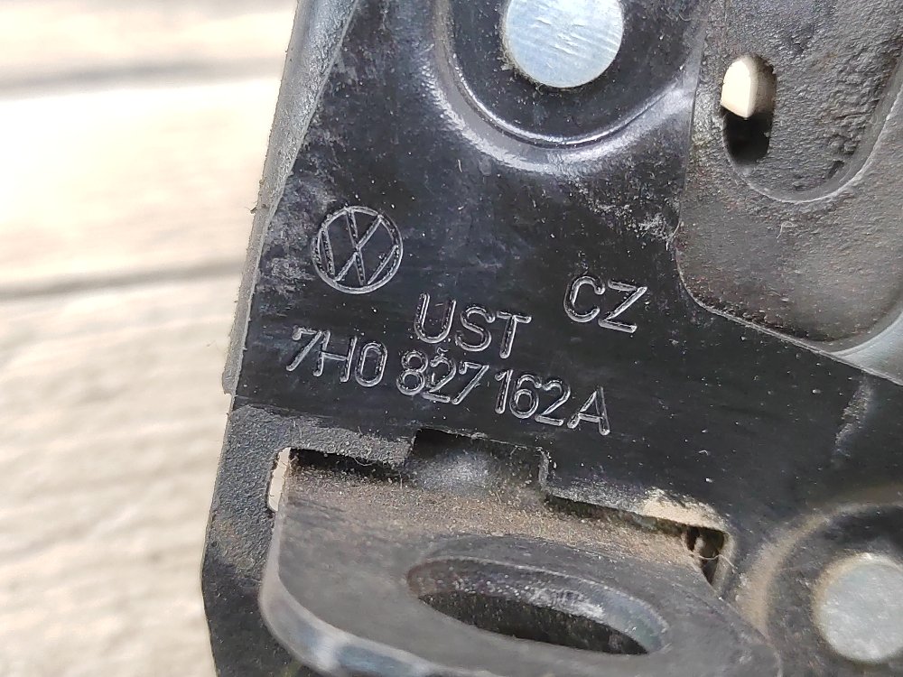 Замок двери багажника, 800 рублей, Москва