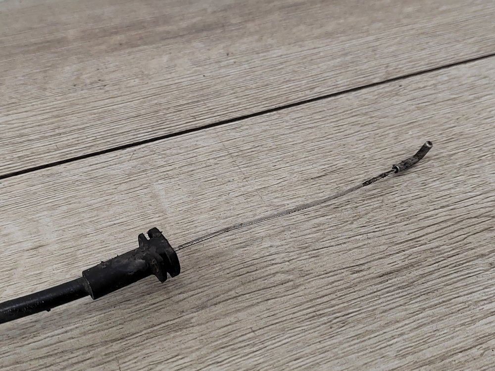 Трос замка багажника, 500 рублей, Москва