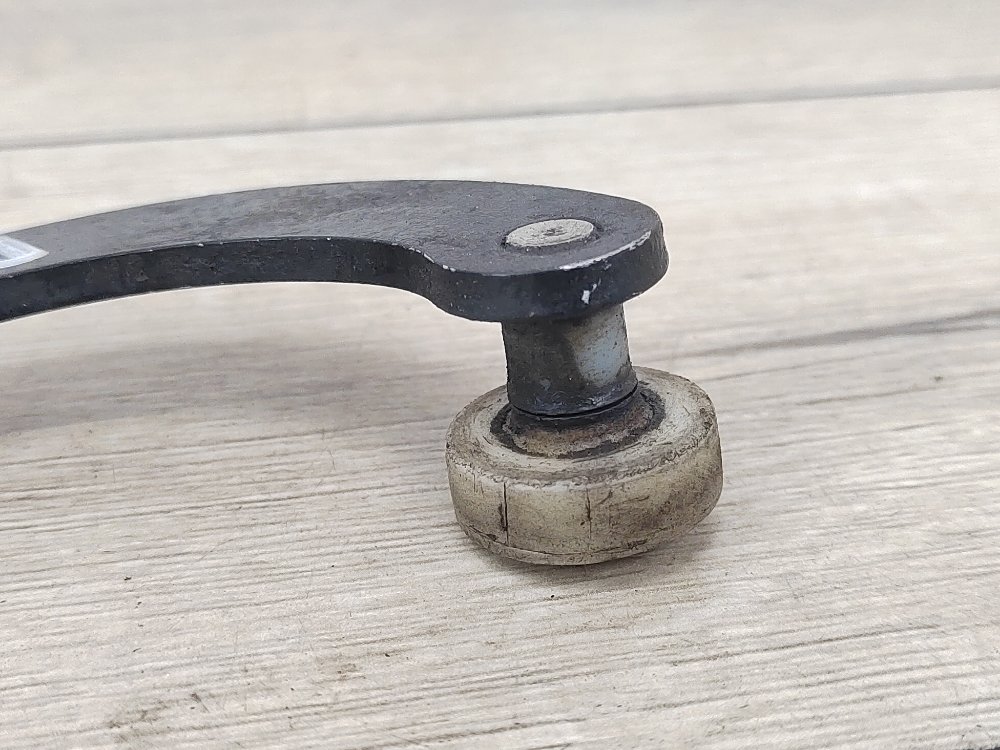 Ролик раздвижной двери, 500 рублей, Москва