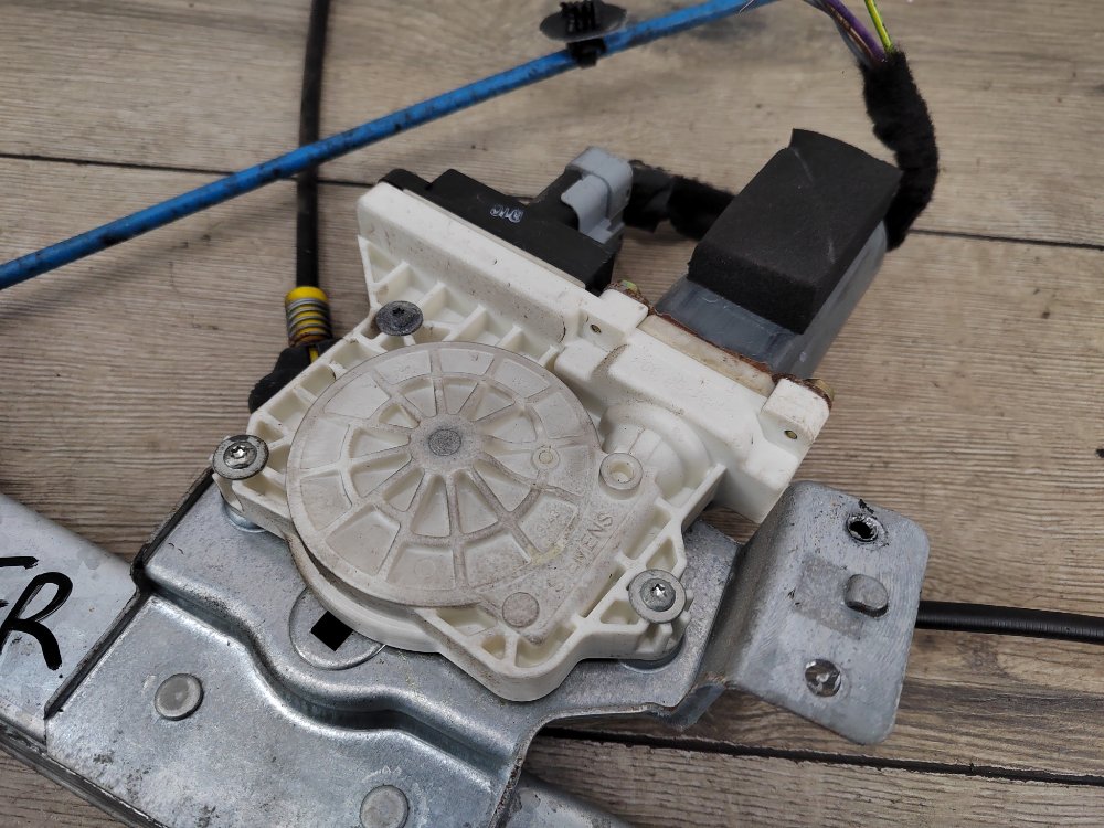 Стеклоподъемник, 1300 рублей, Москва