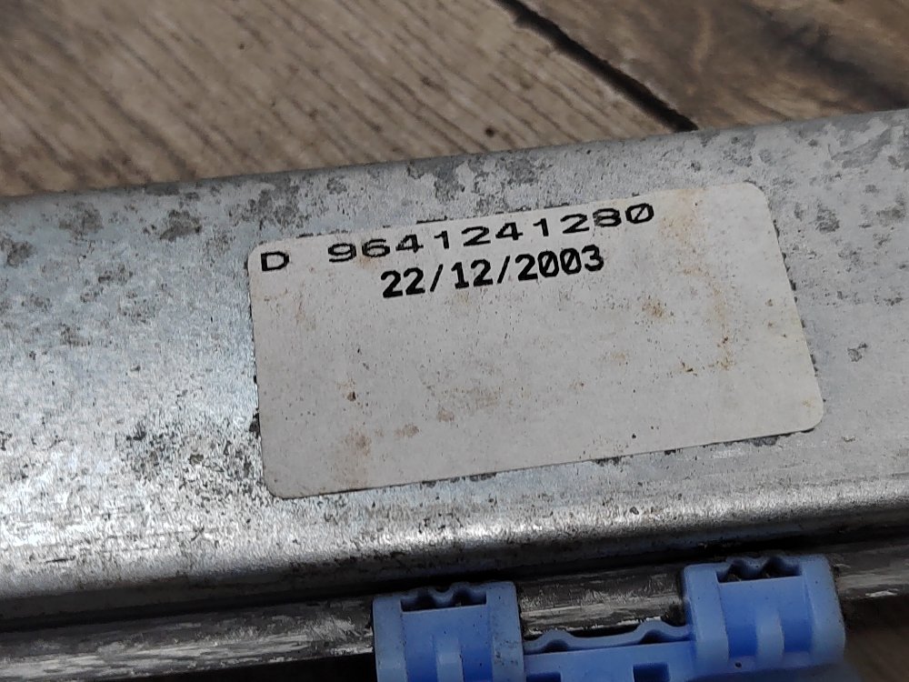 Стеклоподъемник, 1300 рублей, Москва