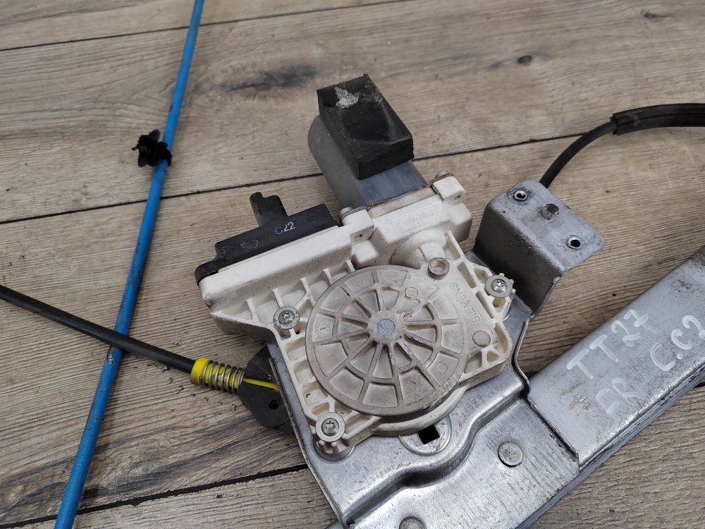 Стеклоподъемник, 1300 рублей, Москва