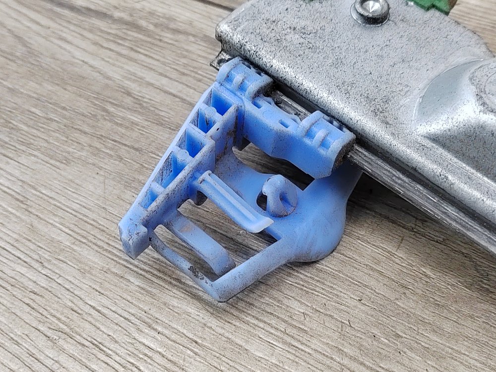 Стеклоподъемник, 1300 рублей, Москва