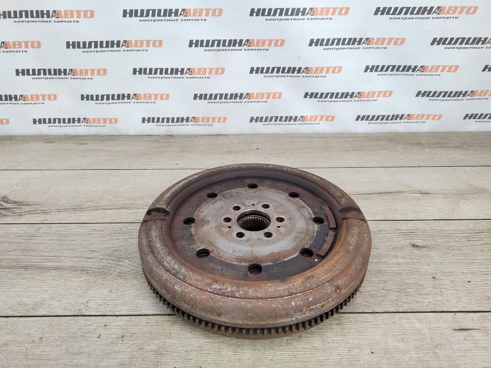 Маховик, 8000 рублей, Москва