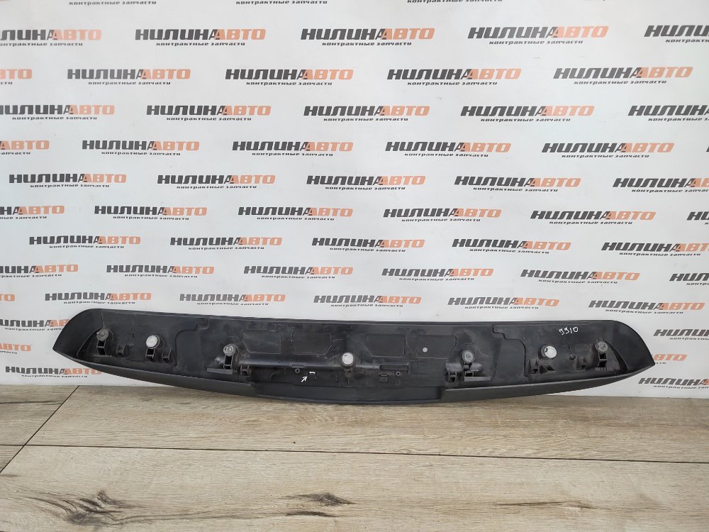 Спойлер, 800 рублей, Москва