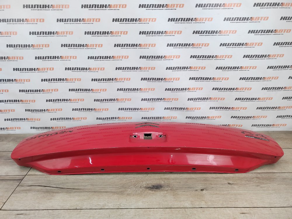 Накладка крышки багажника, 1000 рублей, Москва