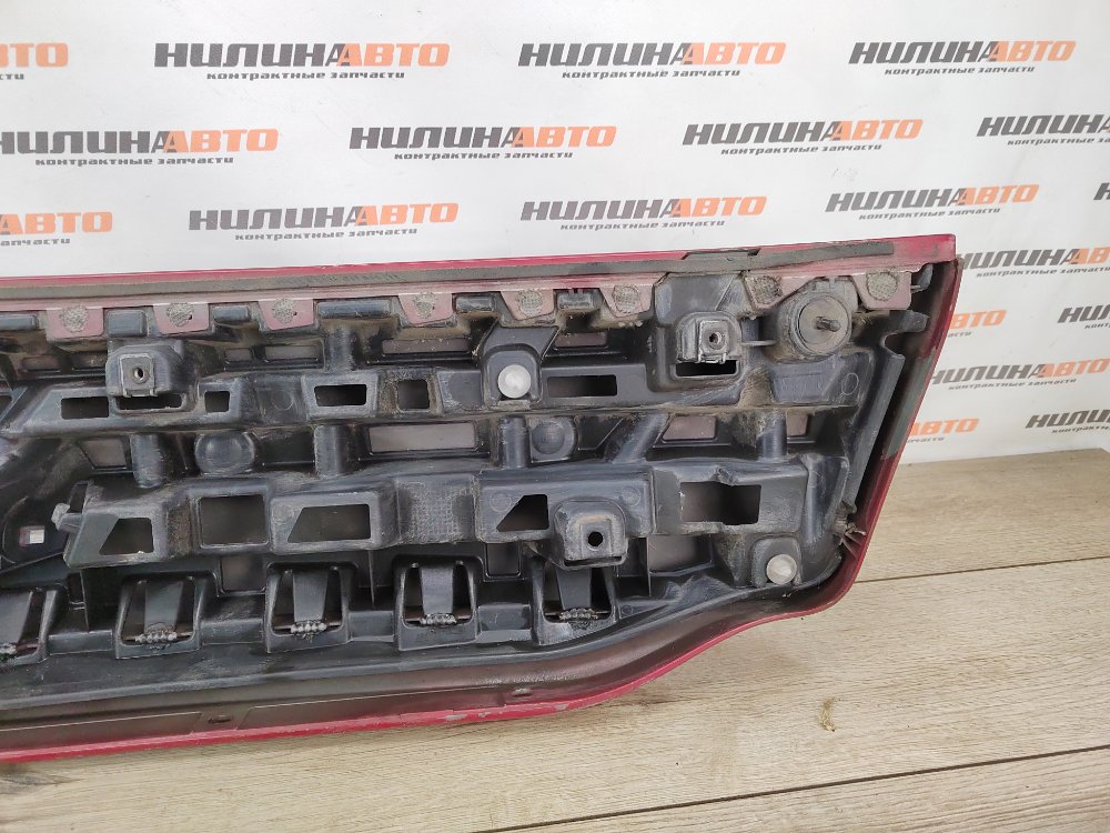 Накладка крышки багажника, 1000 рублей, Москва