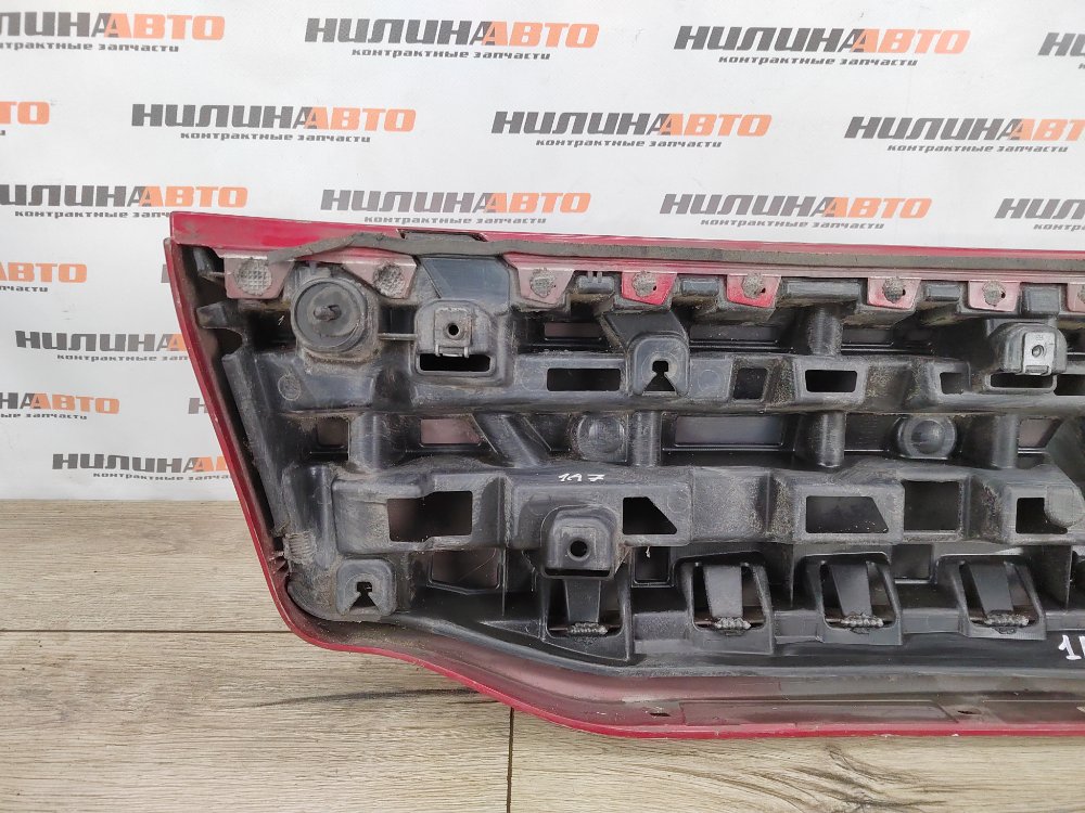 Накладка крышки багажника, 1000 рублей, Москва