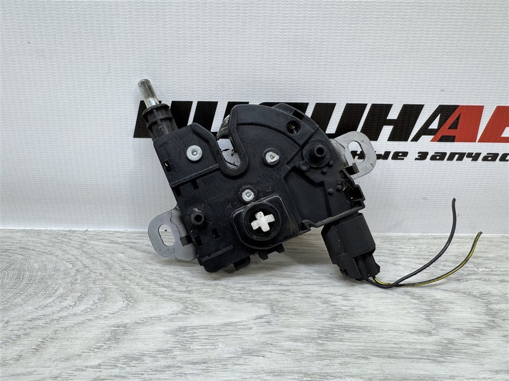 Замок капота, 800 рублей, Севастополь