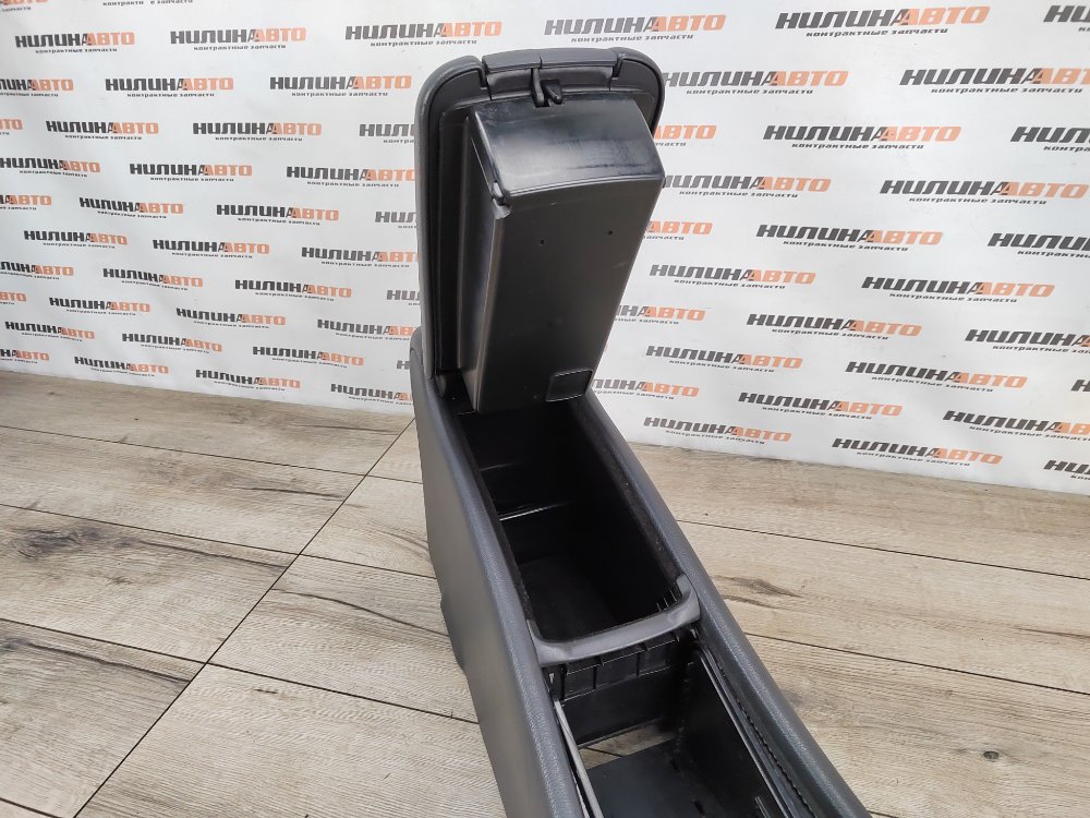 Подлокотник, 3000 рублей, Москва