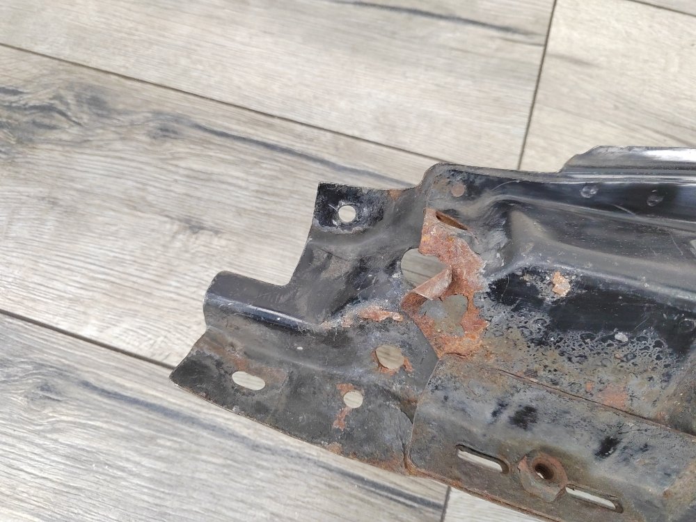 Панель передняя, 1000 рублей, Москва