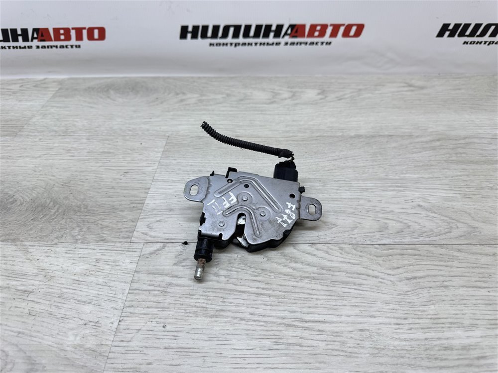 Замок капота, 800 рублей, Севастополь