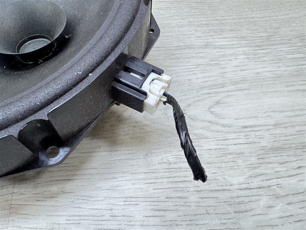 Динамик, 1000 рублей, Севастополь