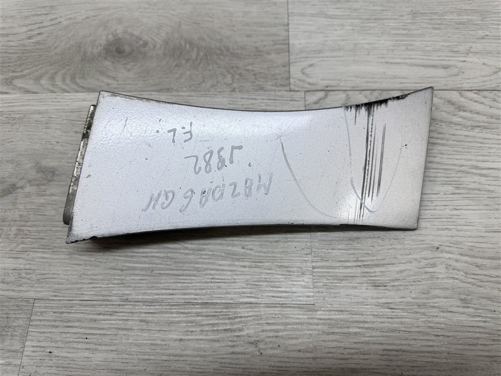 Накладка крыла, 1000 рублей, Севастополь