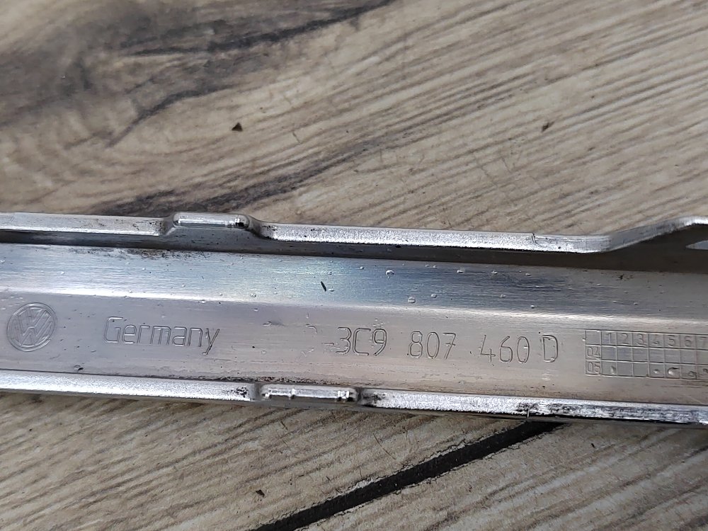 Молдинг бампера, 1500 рублей, Москва