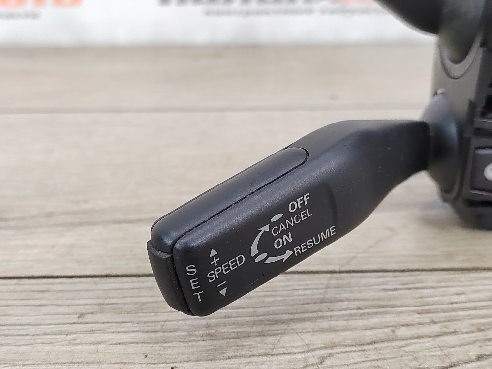 Подрулевой переключатель, 1300 рублей, Москва