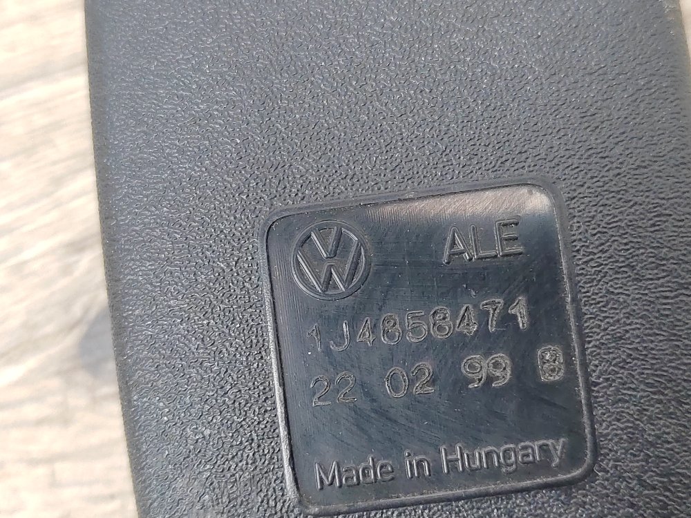 Замок ремня безопасности, 1000 рублей, Москва