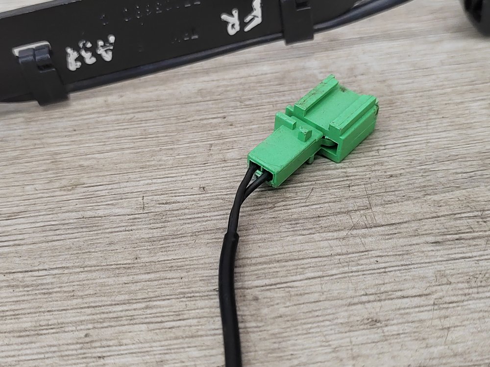 Замок ремня безопасности, 1000 рублей, Москва