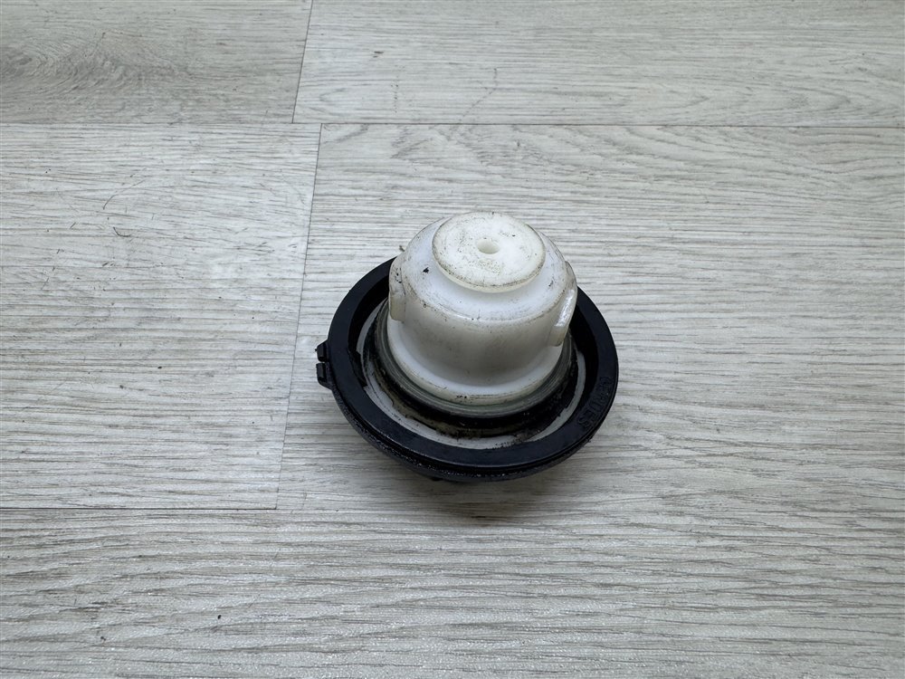 Крышка бензобака, 500 рублей, Севастополь