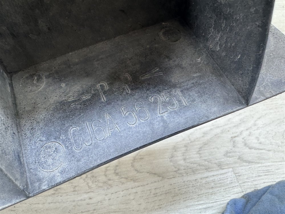 Дефлектор радиатора, 500 рублей, Севастополь