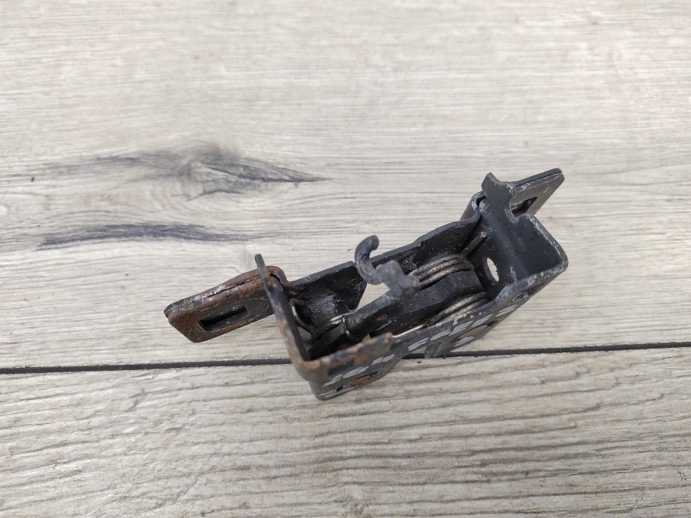 Замок капота, 800 рублей, Москва