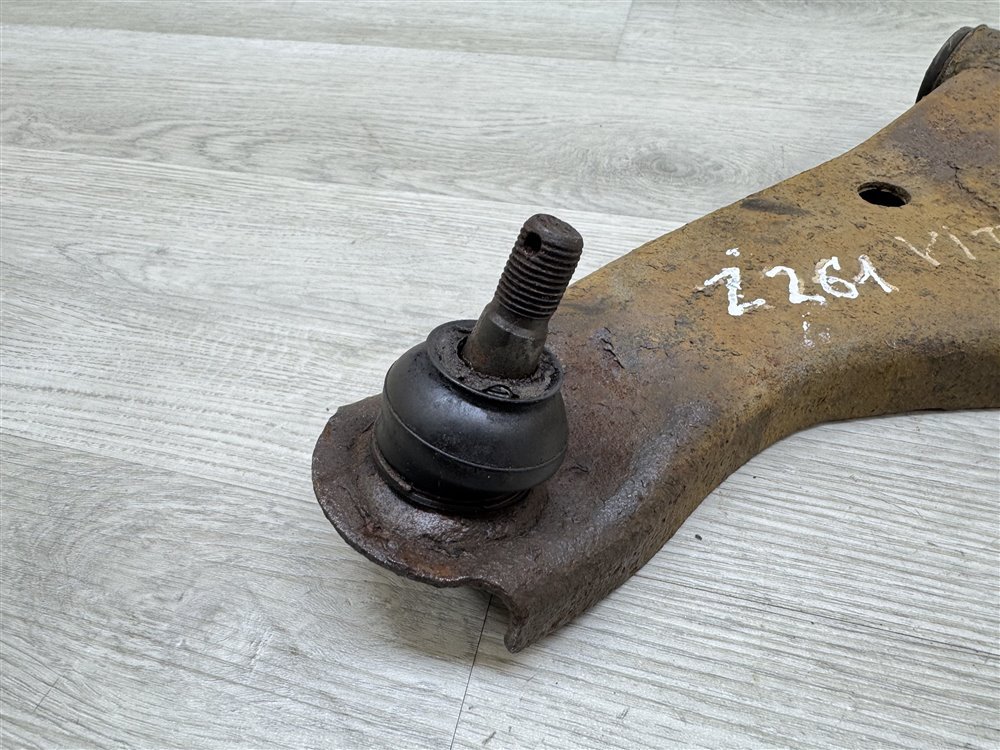 Рычаг передний нижний, 2500 рублей, Севастополь