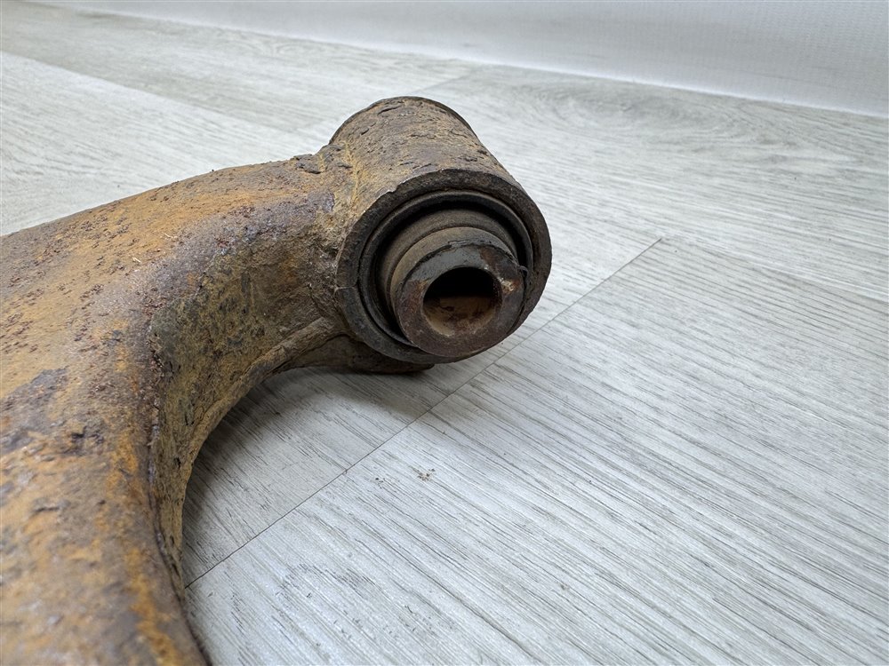 Рычаг передний нижний, 2500 рублей, Севастополь