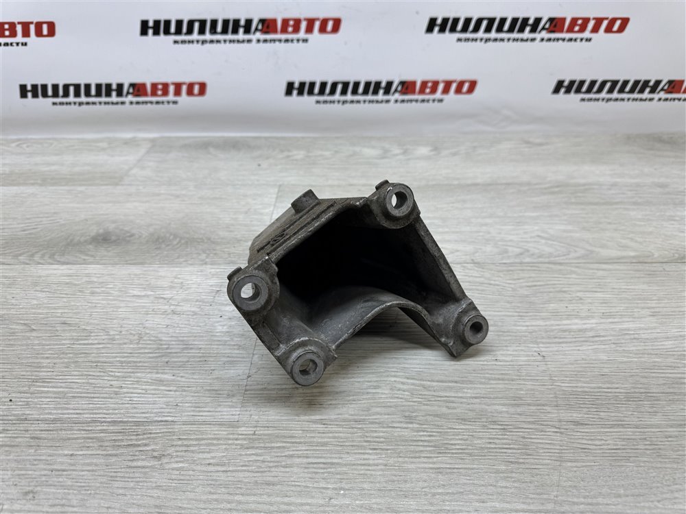 Кронштейн двигателя, 1000 рублей, Севастополь