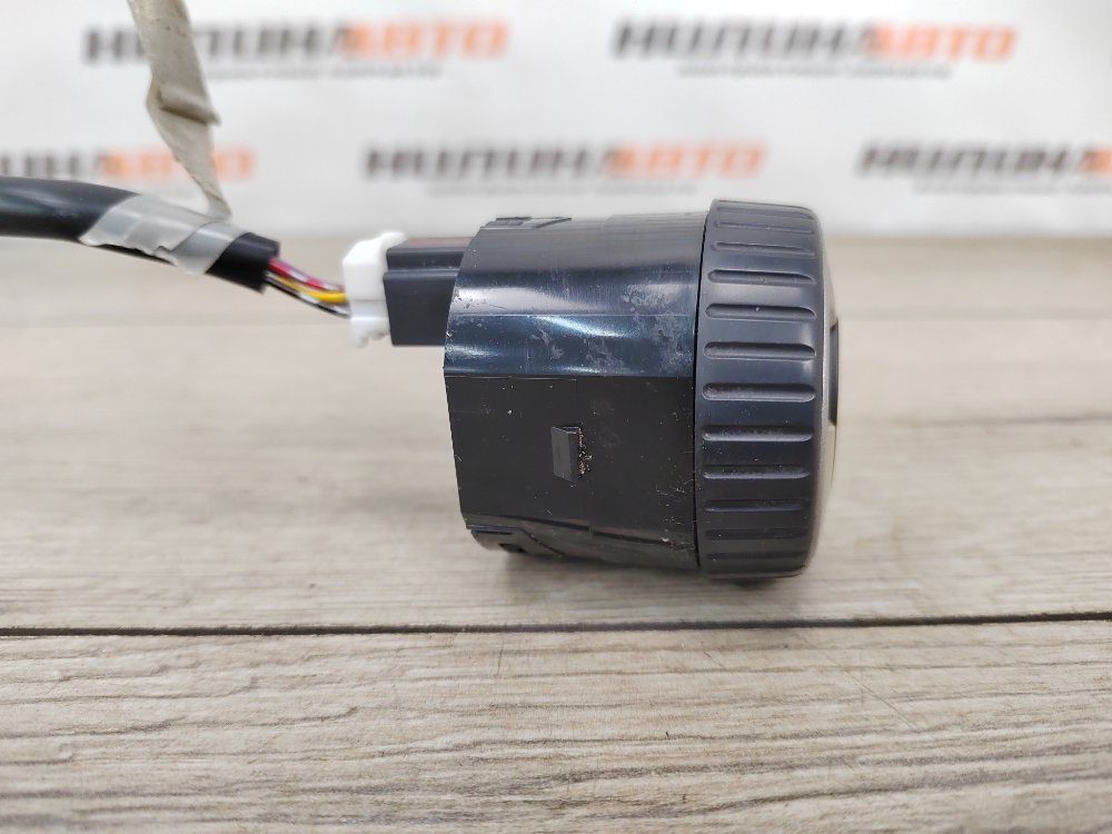 Кнопка включения полного привода, 800 рублей, Москва