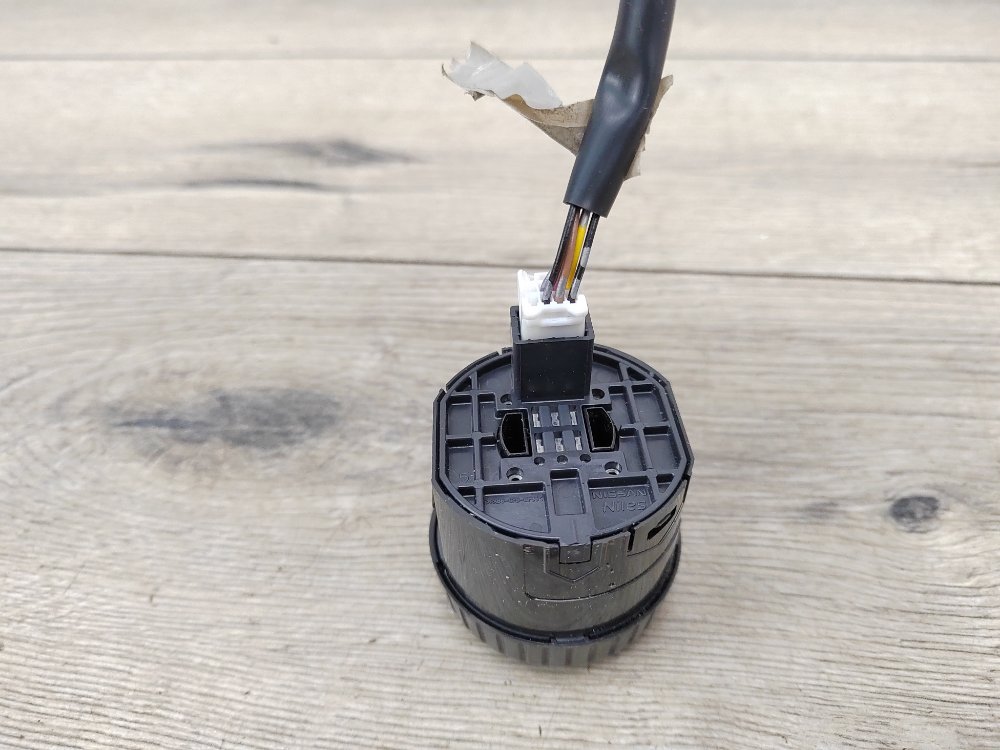 Кнопка включения полного привода, 800 рублей, Москва