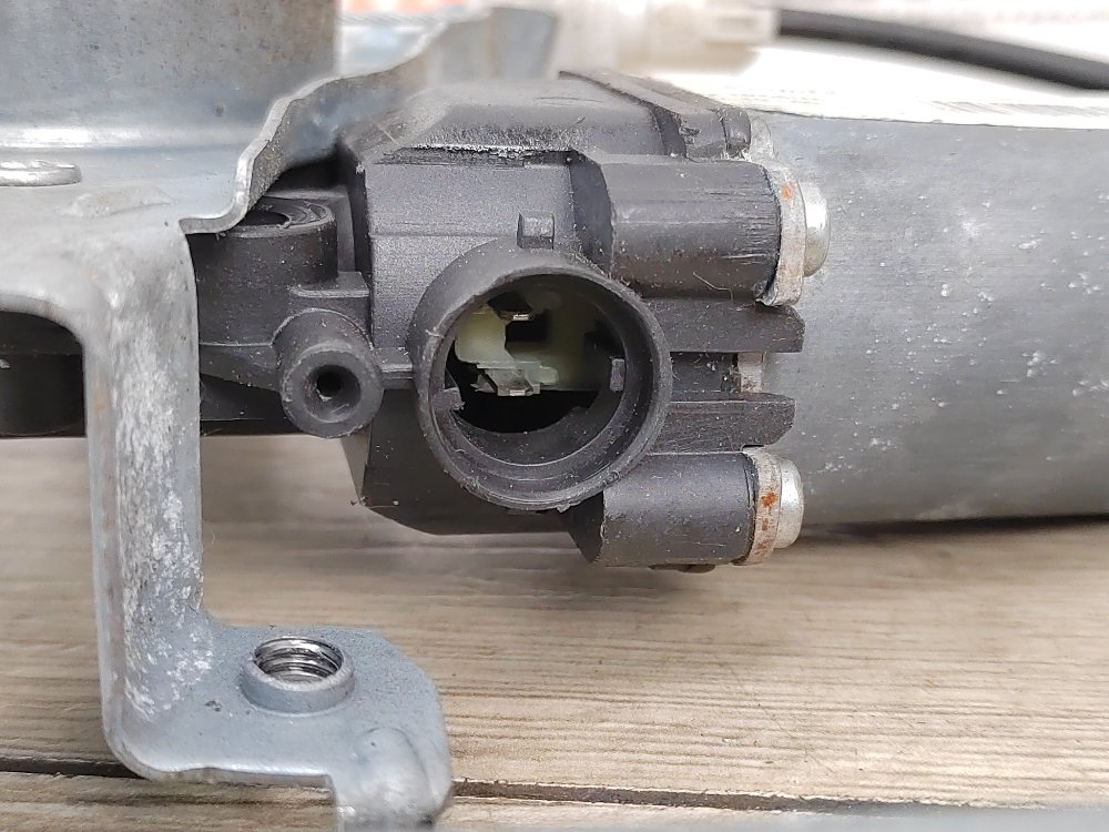 Стеклоподъемник, 900 рублей, Москва