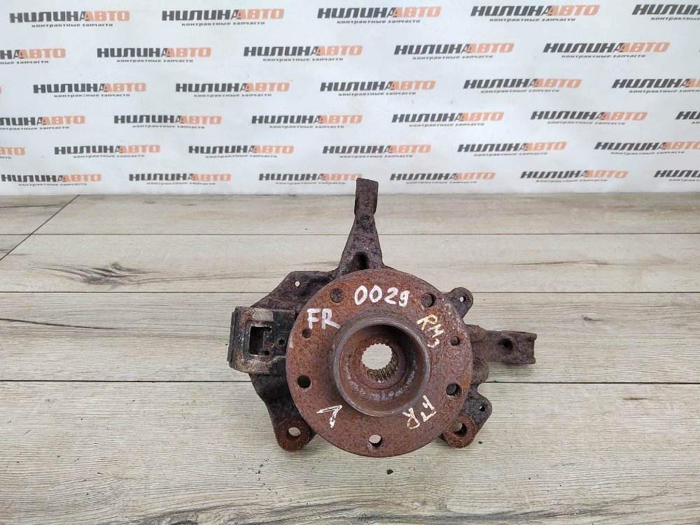 Кулак поворотный, 900 рублей, Москва