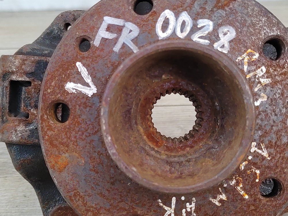 Кулак поворотный, 900 рублей, Москва