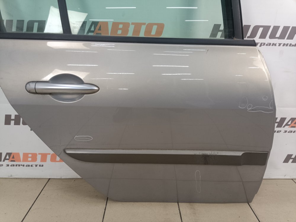 Дверь, 3000 рублей, Москва