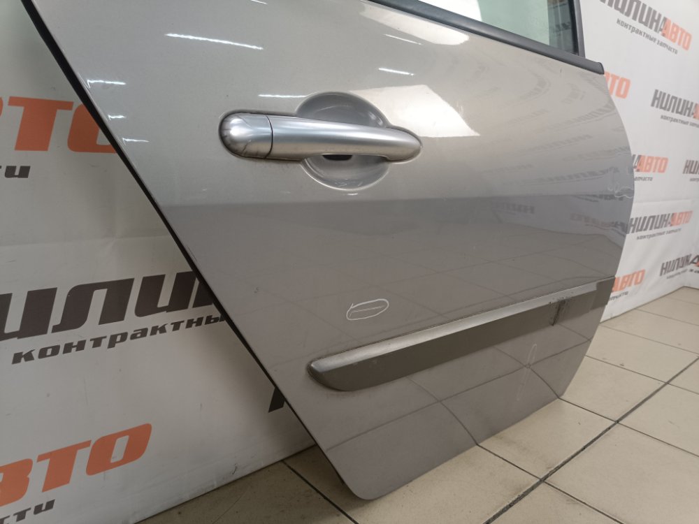 Дверь, 3000 рублей, Москва